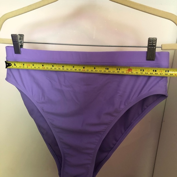 Lilac bikini - Picture 4 of 6